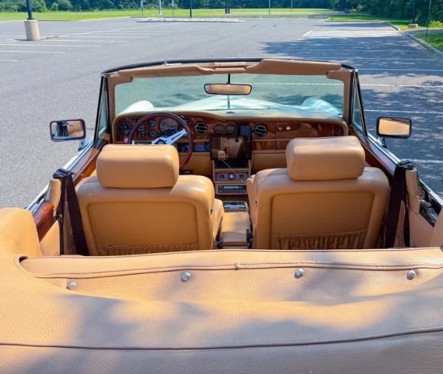 Antique Rolls Royce Convertible Rental